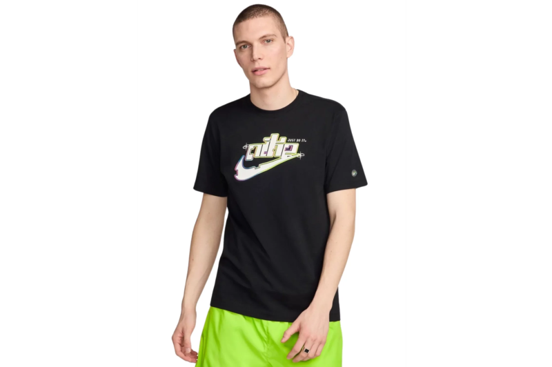 Nike Sportswear Tee FV3745-010 Nike Sportswear Tee FV3745-010