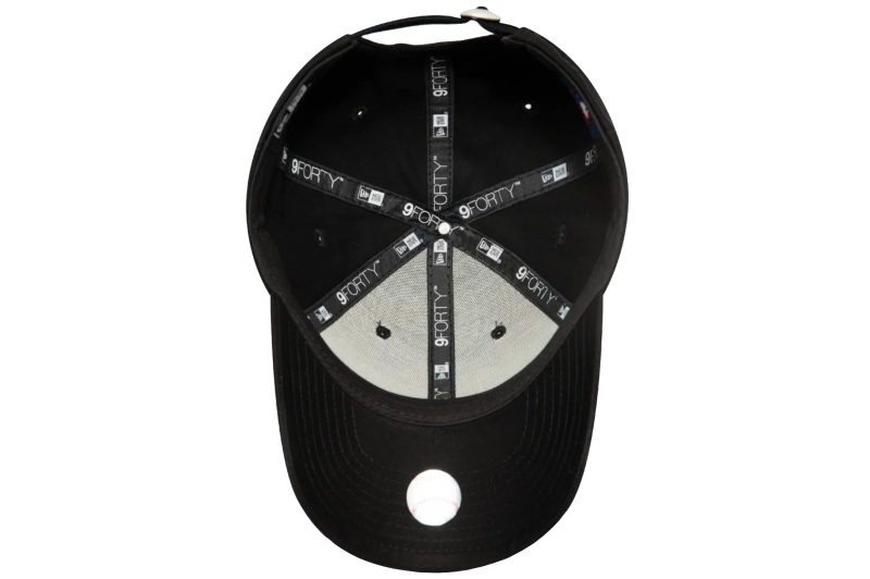 New Era League Essential New York Yankees Kids Cap 12053099 New Era League Essential New York Yankees Kids Cap 12053099