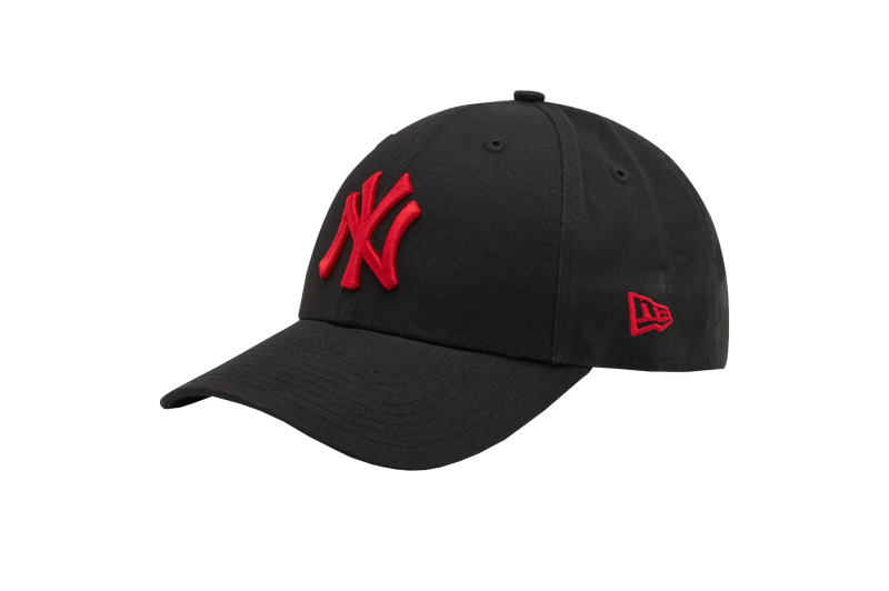 New Era 9FORTY New York Yankees Essential Logo Cap 12380594 New Era 9FORTY New York Yankees Essential Logo Cap 12380594