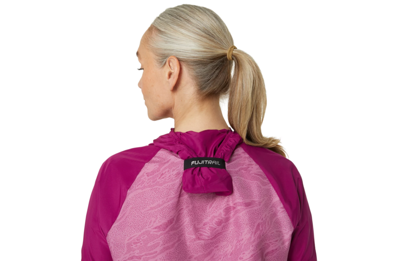 ASICS Fujitrail Packable Windbreaker 2012C977-500 ASICS Fujitrail Packable Windbreaker 2012C977-500