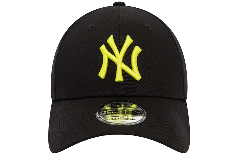 New Era League Essentials 940 New York Yankees Cap 60435203 New Era League Essentials 940 New York Yankees Cap 60435203