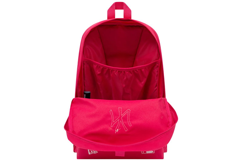 New Era MLB New York Yankees Applique Backpack 60503784 New Era MLB New York Yankees Applique Backpack 60503784