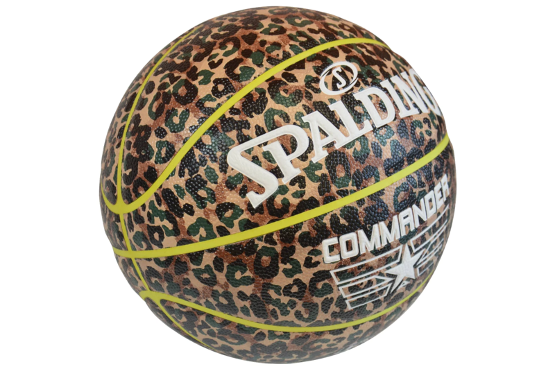 Spalding Commander In/Out Ball 76936Z Spalding Commander In/Out Ball 76936Z