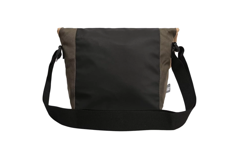 Caterpillar Detroit Courier Bag 83828-441 Caterpillar Detroit Courier Bag 83828-441