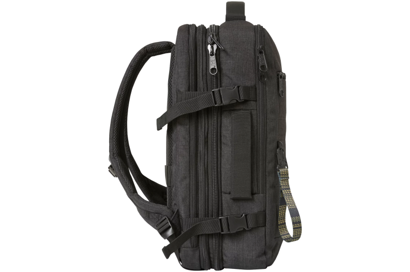 Caterpillar B. Holt Travel Backpack 84503-500 Caterpillar B. Holt Travel Backpack 84503-500